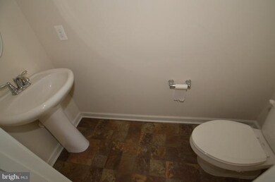 904 Hall Station Dr unit 103, Bowie, MD 20721 - photo 4