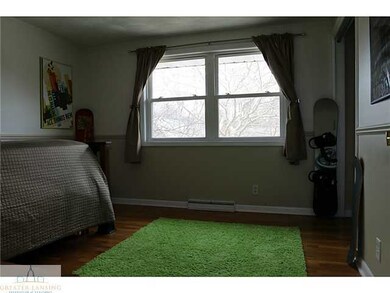 2810 Sunderland Rd, Lansing, MI 48911 - photo 5