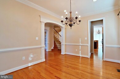 8163 Snead Loop, Gainesville, VA 20155 - photo 5