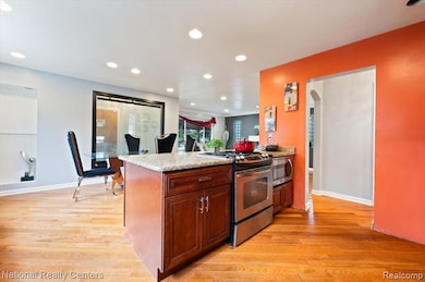 21234 Cyman Ave, Warren, MI 48091 - photo 7