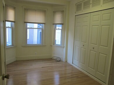559 Somerville Ave unit 1, Somerville, MA 02143 - photo 3
