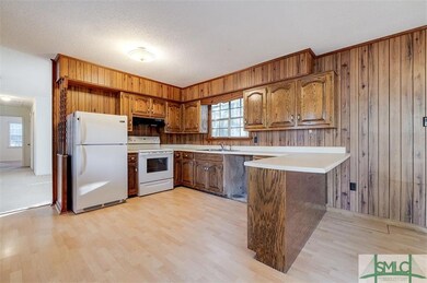 109 Magnolia St, Guyton, GA 31312 - photo 6