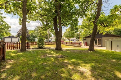 1619 Hayes St, La Crosse, WI 54603 - photo 5