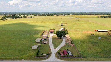 5900 Big Valley Cir, Lipan, TX 76462 - photo 2