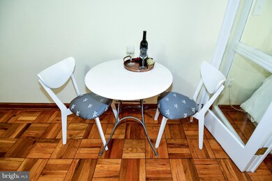 General Scott Apartments unit 215, Washington, DC 20036 - photo 7