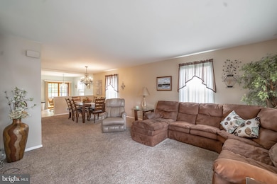 7 Lawnton Terrace W, Glenolden, PA 19036 - photo 3