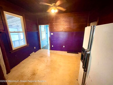 Dining/Kitchen