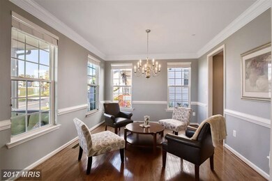 11825 Emerald Green Dr, Clarksburg, MD 20871 - photo 5