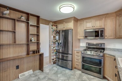 40 Charles St, Georgetown, MA 01833 - photo 6