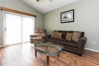 996 Williamsburg Cir, Warwick, RI 02886 - photo 5