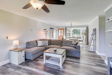 23490 N Spring Dr, Barrington, IL 60010 - photo 4