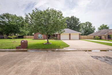 204 Ashwood Bend, Lufkin, TX 75904 - photo 2