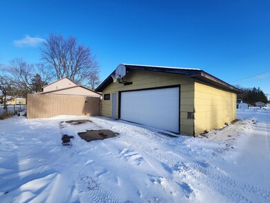 146 S Argyle Ave, Phillips, WI 54555 - photo 3