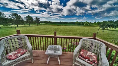 back-yard-351-gentle-rd