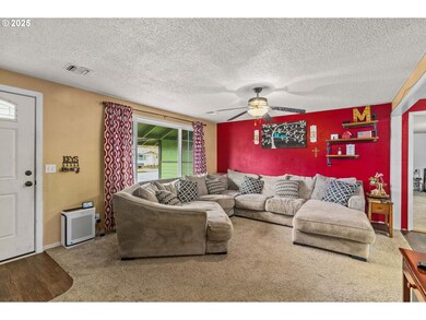 2551 Stratford St, Eugene, OR 97404 - photo 7