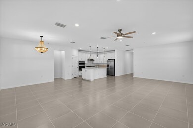 24844 Surf Haven Ln, Bonita Springs, FL 34135 - photo 4