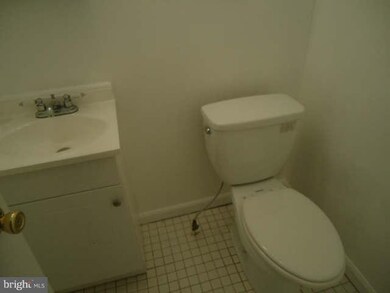 439 Pitman Place, Baltimore, MD 21202 - photo 6