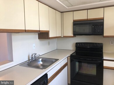 1404 Steamboat Station unit 1404, Southampton, PA 18966 - photo 7