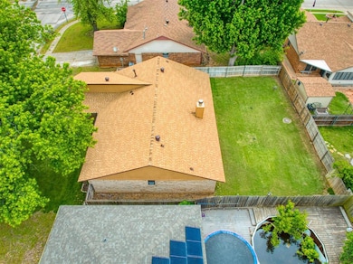 Birds eye view of property
