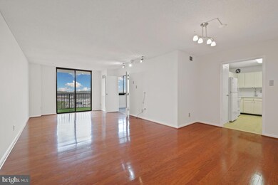 Westlake Towers unit 1402, Bethesda, MD 20817 - photo 5