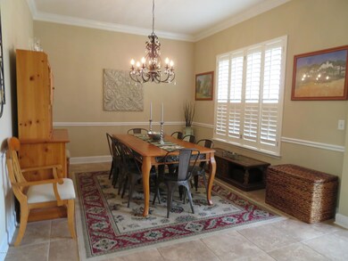 DINING ROOM2