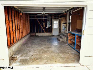 2917 18th Ave, Scottsbluff, NE 69361 - photo 2