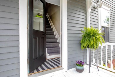 9 Holland Place