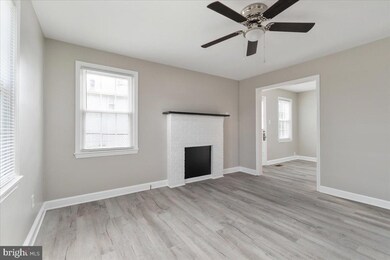 108 A W 12th St, Front Royal, VA 22630 - photo 4