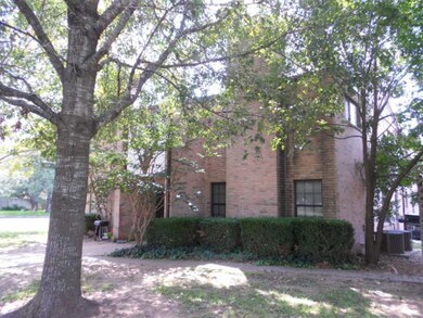 119 Frederick Rd, Fredericksburg, TX 78624 - photo 2