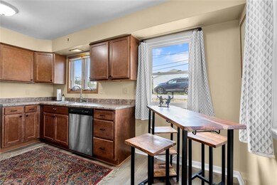 3515 Dennis Dr NW, Cedar Rapids, IA 52405 - photo 7