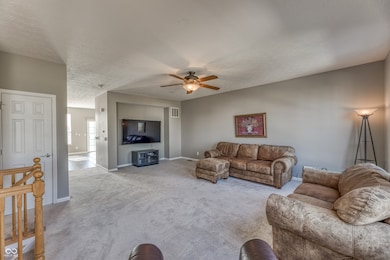 5583 Trammel Ct, Carmel, IN 46033 - photo 2