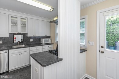 22 Hamilton Ave, Princeton, NJ 08542 - photo 5