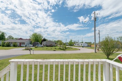 421 Parkside Cir, Lebanon, TN 37087 - photo 2