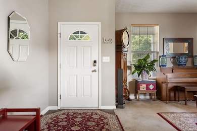 6091 Green Willow Rd, Whitestown, IN 46075 - photo 4