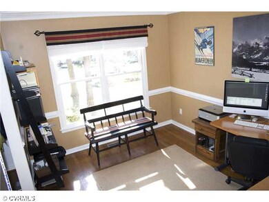 Studio/Study/Office - Formal dining room works as 