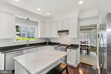 46462 Cedarhurst Dr, Sterling, VA 20165 - photo 6