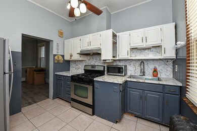 426 Hancock Place, Fairview, NJ 07022 - photo 2