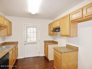 7843 Cocoa Ave, Jacksonville, FL 32211 - photo 4