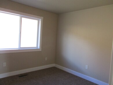 620 Husker St, Winnemucca, NV 89445 - photo 5