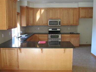 21130 Falcon Ct, Mount Vernon, WA 98274 - photo 2