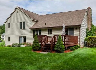 31 Memory Ln, Feeding Hills, MA 01030 - photo 5