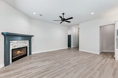 31710 Maple Ct, Magnolia, TX 77355 - photo 7