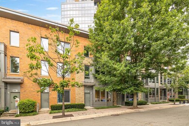 1508 N Scott St unit TH3, Arlington, VA 22209 - photo 2