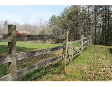 10 Old Common Rd, Sutton, MA 01590 - photo 4