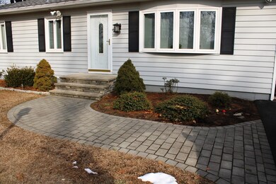 22 N Silver Ln, Sunderland, MA 01375 - photo 2