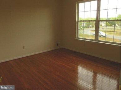 8036 Niagara Ct, Owings, MD 20736 - photo 6