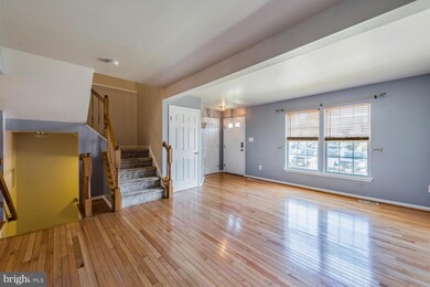 13 Guilford Place, Burlington, NJ 08016 - photo 4