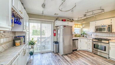 905 E Beach Ave unit A, Brigantine, NJ 08203 - photo 5