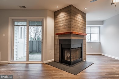 2215 Lowells Glen Rd unit J, Parkville, MD 21234 - photo 6