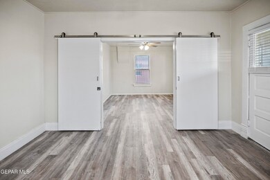 3 Bed - 2 Bath, El Paso, TX 79903 - photo 7